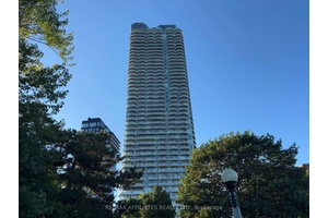 1 bedroom den located steps away from Dow's Lake, transit, and some of the city's best restaurants in Little Italy.