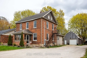 Welcome to this solid brick duplex located directly across from the Julie McArthur Regional Recreation Centre and within walking distance to all the amenities on 10th Street East ; an ...