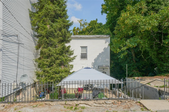 View of side of property