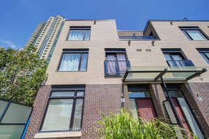 This luxurious end unit townhouse 3 bedroom amp ; 2.