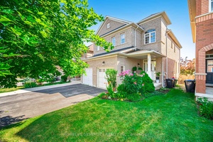 Step into this stunning semi detached home that perfectly combines comfort, style, and practicality.