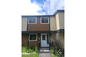 Flooring Tile, Deposit 5200, Flooring Laminate, Flooring Carpet Wall To Wall, Beautiful 4 bedroom, 2 bathroom for rent in Pineway !