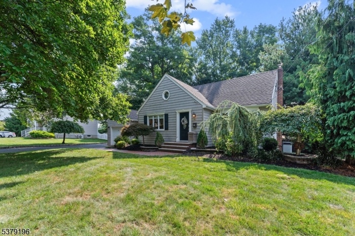 Side Angle Front of Home