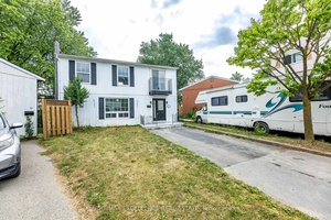 Amazing 3 Bedroom Detached Home Situated on a Premium Lot at the End of a Quiet, Child Safe Court !