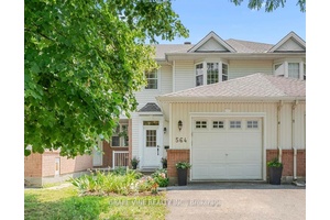 Completely renovated and no rear neighbours !