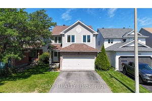 Welcome to this beautifully maintained 2 storey home with a double car garage, ideally situated in the sought after, family friendly community of Fallingbrook.