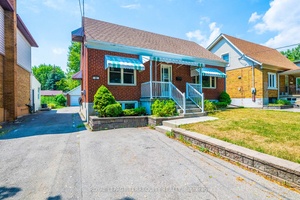 Welcome to this wonderful single detached home in the heart of Toronto !