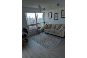 Welcome to The Rosedale on Bloor.