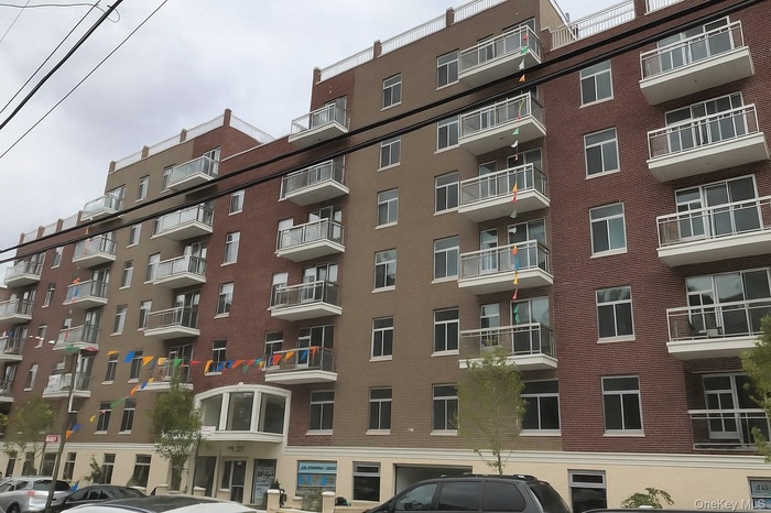 View of apartment building / complex