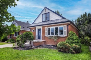 Newly renovated 2024 lower unit equipped with 2 bedrooms and 1 full bathroom.