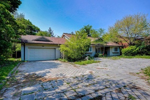 Newly Renovated Executive 1 1 2 Storey Home On A Huge Lot In The Prestigious Area Of St.