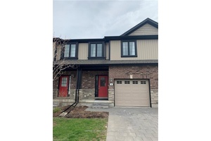 Great location in prestigious North London, Fantastic Neighbourhood, close to all amenities, Stoneycreek Community Center, YMCA, Library, Masonville Mall, Local shopping Plaza, amp ; University Hospital.