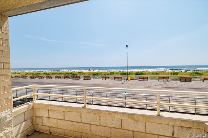 Balcony with Boardwalk and Ocean View!