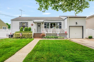 Welcome Home to Lindenhurst !