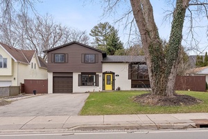 Charming home set in a desirable, high demand neighbourhood in south Oakville.