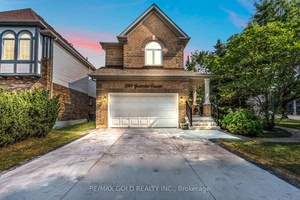Welcome to this beautifully updated detached family home in a highly desirable Mississauga neighborhood, featuring a brand new legal two bedroom basement apartment 2024 ideal for rental income or multigenerational ...