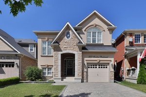 Welcome to 977 Savoline Blvd, a beautiful detached home in sought after Harrison, close to the escarpment, schools, trails, library, hospital, and shops.