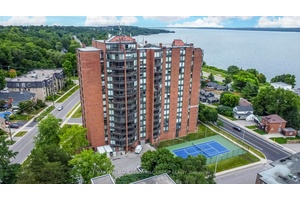 SUN FILLED 1, 200 SQFT CONDO STEPS FROM DOWNTOWN amp ; THE WATERFRONT !