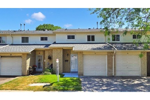 Welcome to 50 Blackwell Avenue, Unit 25 in Scarborough.