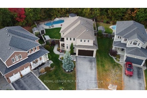 Welcome To 1047 Nantyr Drive In Highly Desirable Community, In Innisfil.