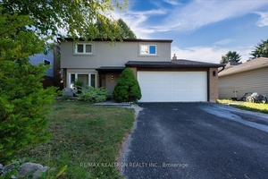 Welcome To This Beautifully Renovated 3 1 Bedroom, 4 Bathroom Home In A Sought After, Family Friendly Neighbourhood In Holland Landing !