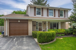 Great opportunity in Westmount !