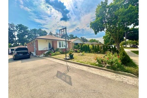 Detached Bungalow In A Mature Neighbourhood.
