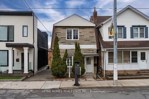 Beautiful 2 bedroom, 1 bathroom main floor apartment in a central location.