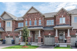 Magnificently Upgraded amp ; Immaculately Maintained Townhome In Southfields Village.