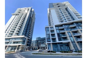 Modern 1 Bed 1 Den unit in a newer, well maintained building.