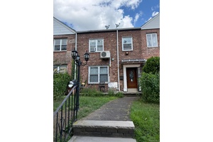 Welcome to this well maintained home in the heart of Kew Gardens Hills.