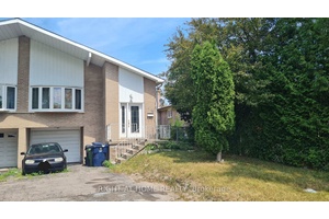 One comfortable room is available for rent on the upper floor of a semi detached home in Scarborough.