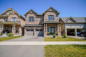Beautiful 3 Bed, 3 Bath Freehold Home for Sale in Keswick, ON.
