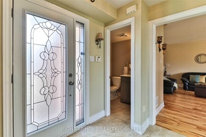 Move In Ready ! Stunning !