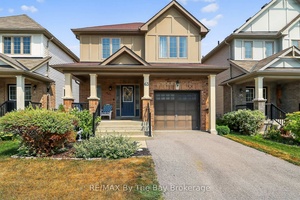 Collingwood's Pretty River Estates !