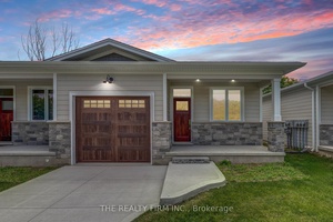 MODEL HOME ! ! NO CONDO FEES FOR ONE YEAR Purchase this month and pay no condo fees for ONE YEAR.