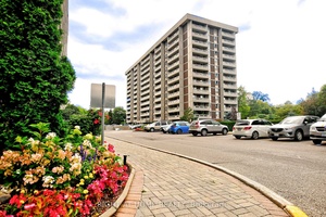 Spacious 2 Bedroom, 2 Bath, Parking And Lrg Ensuite Locker.