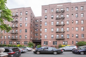 NO BOARD APPROVAL NEEDED, NO FLIP TAX, SUBLET ALLOWED AFTER 1 YEAR Mint condition move in ready 2 Br 1 Full Bath Coop Apartment Situated In The Heart Of Elmhurst ...