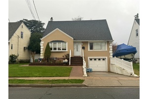 This is a Single Family and it has much more to offer.