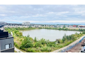 Welcome to North Oak Tower by Minto Communities a stunning north east corner 2 bedroom, 2 bath suite with tranquil pond views.