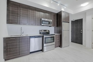 Welcome to this fabulous 1 bedroom suite at Local at Fort York a thoughtfully designed home that blends comfort, style, and convenience.