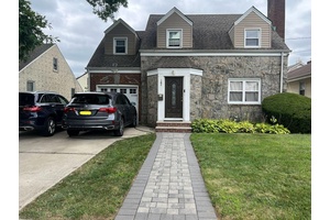 , Additional information Appearance Excellent Welcome to this charming 3 bedrooms Cape Cod style Home, that perfectly balances comfort and style.