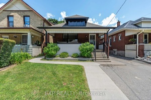 Welcome To This Spacious 3 Bedroom 1 Bathroom Home.