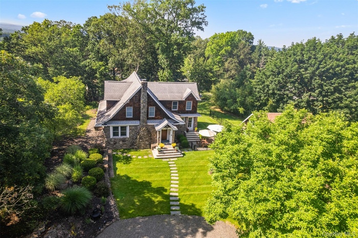 Approx 3.5 acres of peaceful views