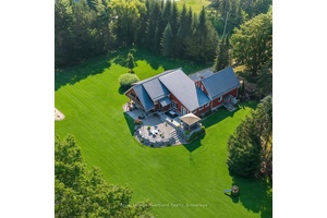 Welcome to your private rural oasis !