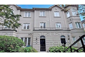 Welcome To Carriage Homes Of Avondale, Executive Townhouse Located In Core North York Area, Open Concept Kitchen, Ideal For Entertaining, 9' Ceilings Complete W Gas Fireplace, Centre Island, Granite Counter, ...