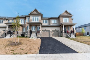 Welcome to this stunning, modern townhouse, built just 3 years ago !