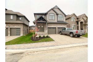 Welcome to 45 1061 Eagletrace Drive, a spacious 2 storey executive home offering over 2, 900 sq.