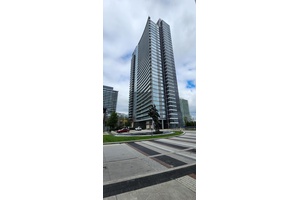 Welcome To This High demand Unit Offering A Stunning, Unobstructed View Through Floor To Ceiling Windows In Natural Light.
