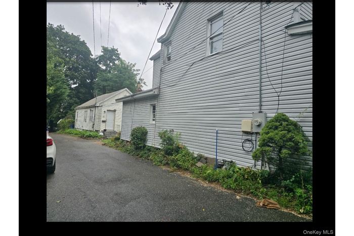 View of property exterior